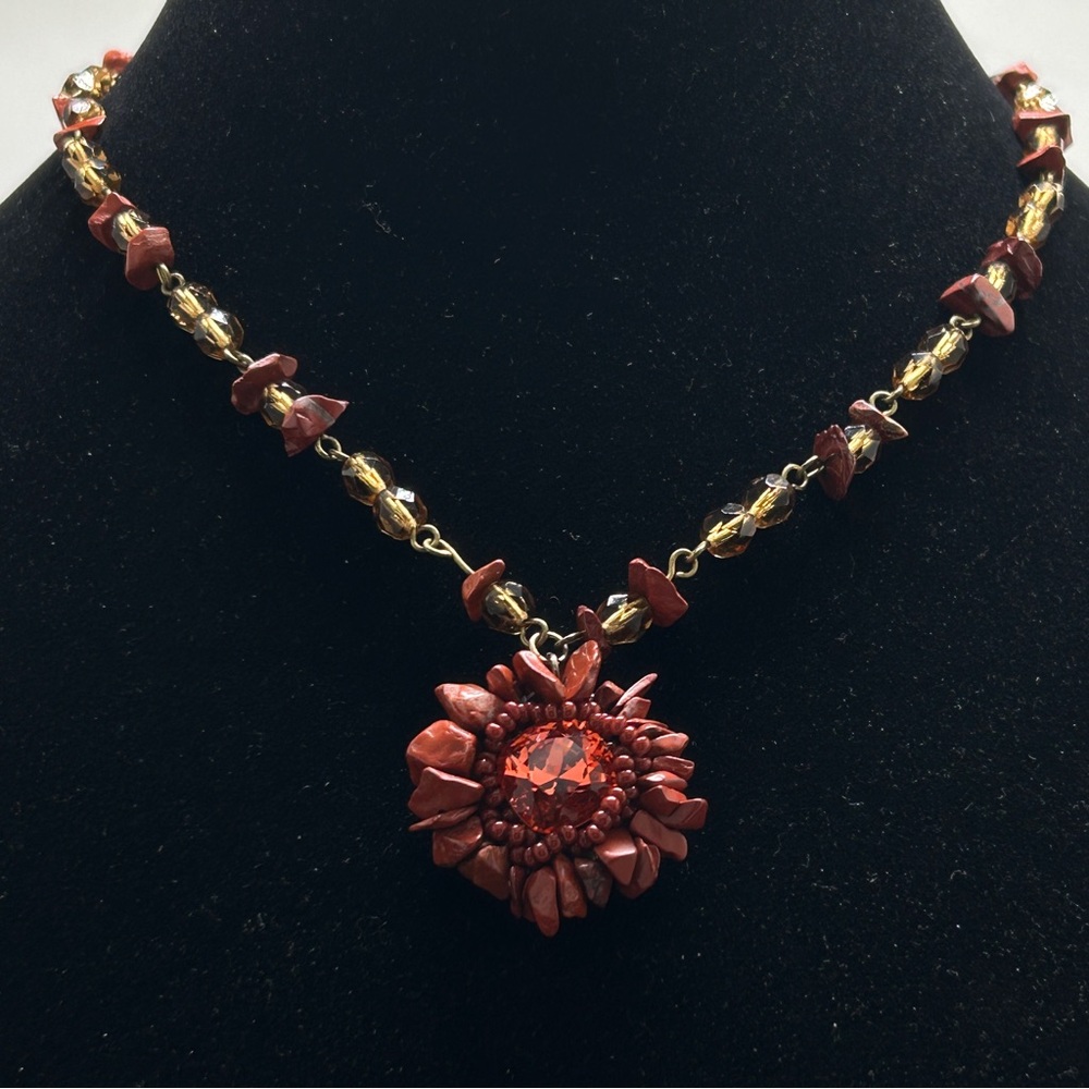 Tiara Misu, Burnt Orange Dyed Shell & Tan Crystal Floral Pendant Short Necklace